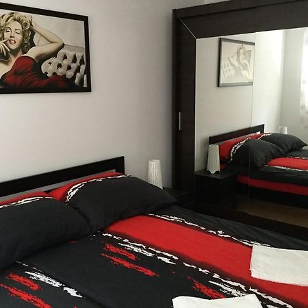 Adam'S Apartment And Free Parking Budapest Exterior foto