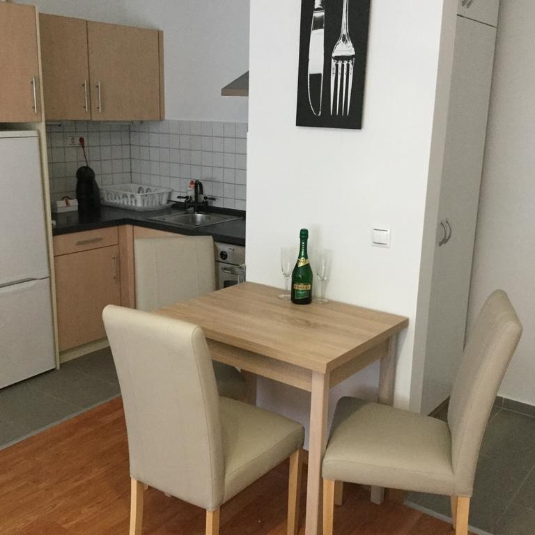 Adam'S Apartment And Free Parking Budapest Exterior foto