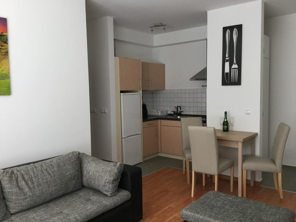 Adam'S Apartment And Free Parking Budapest Exterior foto